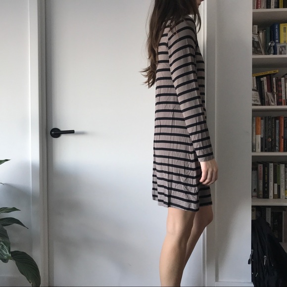Dresses & Skirts - Striped long sleeve jersey knit dress